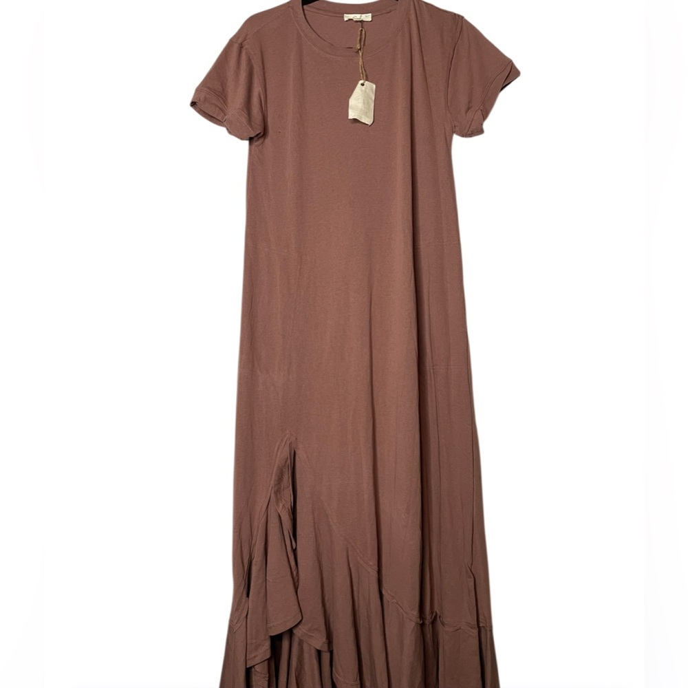 Easel NWT Size M Long Short Sleeve Dress